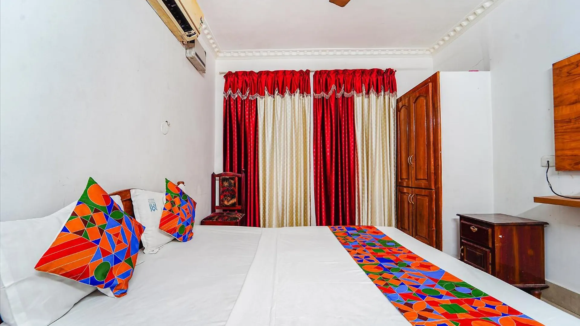 Hotel Fabexpress Majestic Inn Thiruvananthapuram